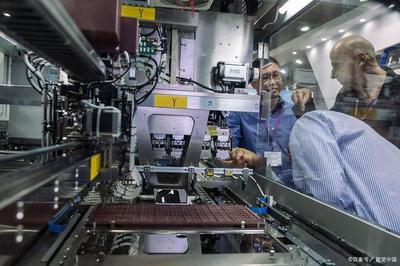 中國芯片科技巨頭一年進(jìn)賬2470億，投入千億并購光刻機(jī)強(qiáng)化網(wǎng)絡(luò)技術(shù)研發(fā)